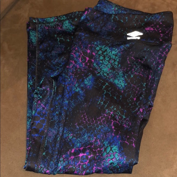 Multi Color Capris size Medium - Picture 3 of 3